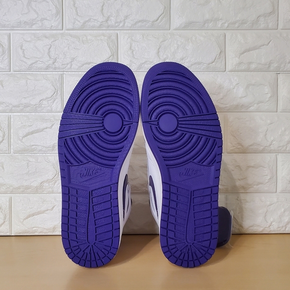 Nike Wmns Size 11.5 Air Jordan 1 Retro High OG Court Purple CD0461-151 - Picture 10 of 12